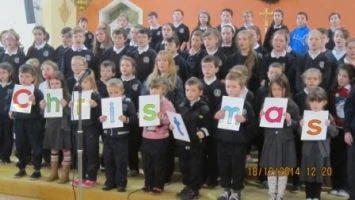 School christmas carol service 2014 011
